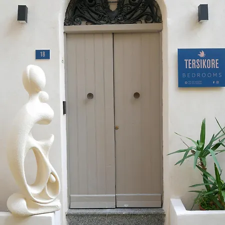 Tersikore Bedrooms